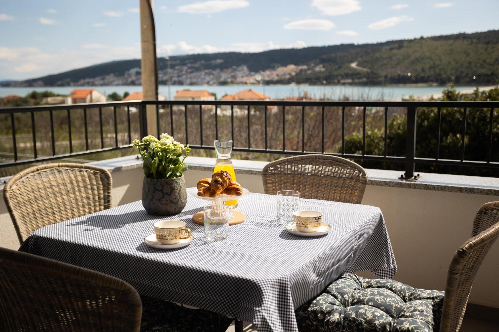 Apartamento La Petit Trogir Exterior foto