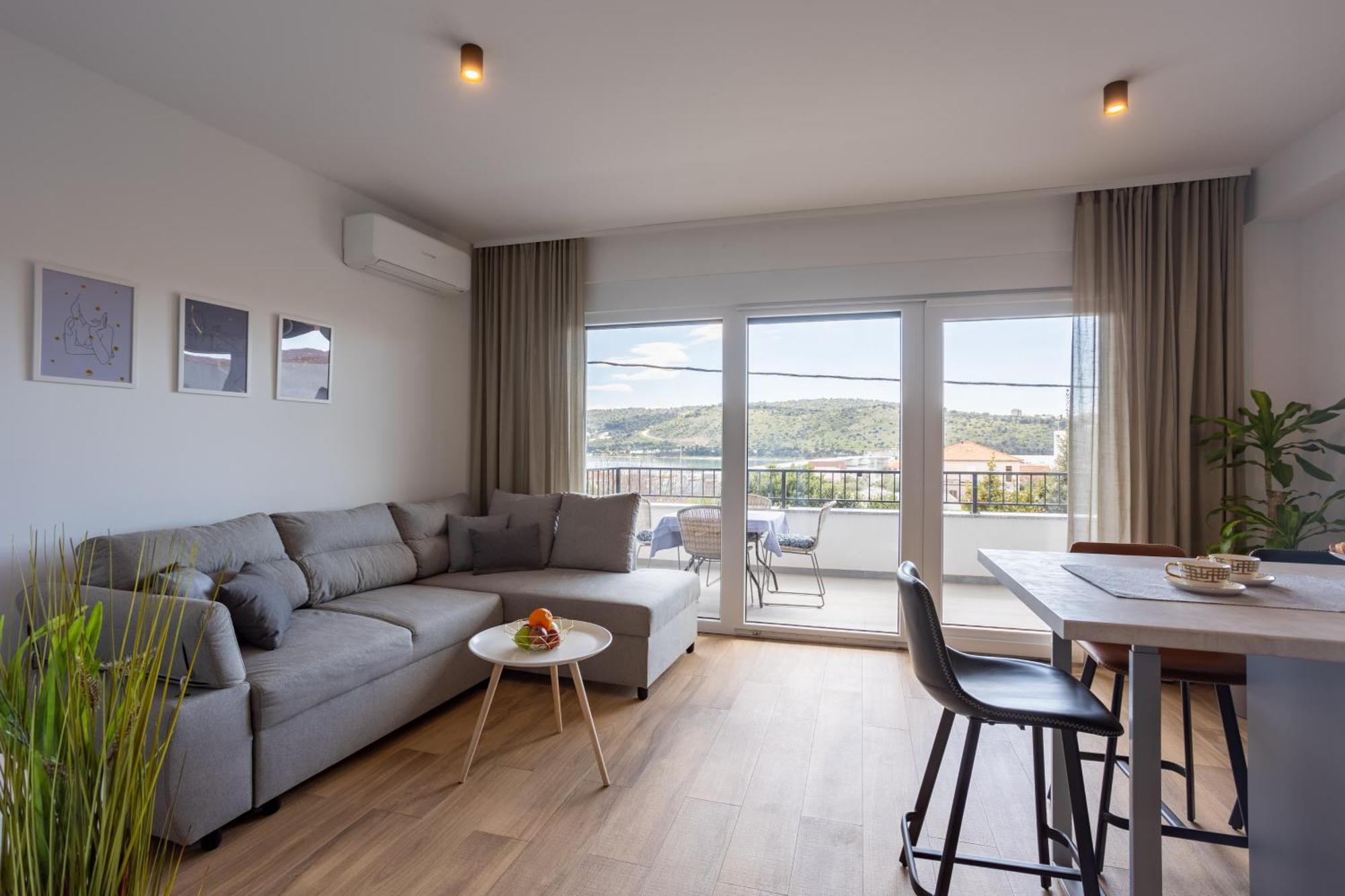 Apartamento La Petit Trogir Exterior foto